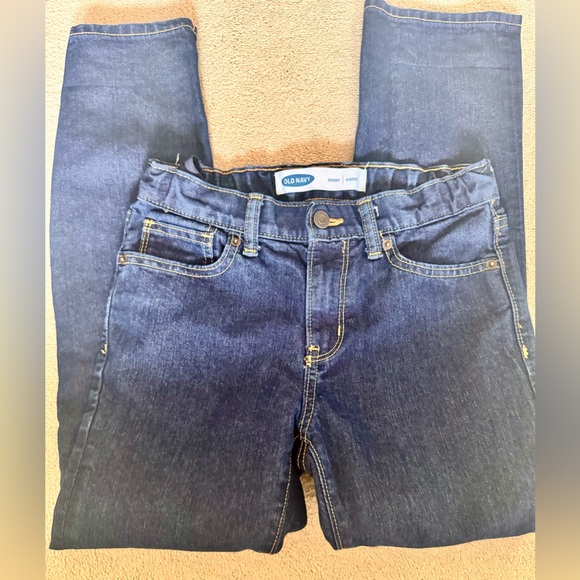 Kids jeans, size 10. Excellent condition. Brand: Old Navy. Style: skinny. - Picture 2 of 5
